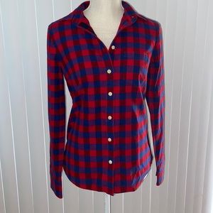 🦋  2/$15  -   J.Crew flannel top.